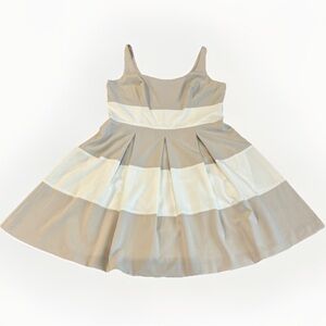 Lauren Ralph Lauren NWT Sleeveless Pleated Fit & Flare dress White & Beige Sz 16